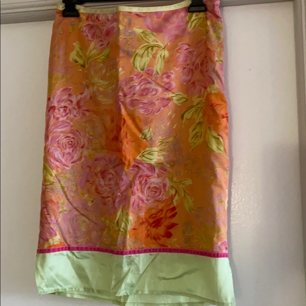Excellent Condition- floral skirt